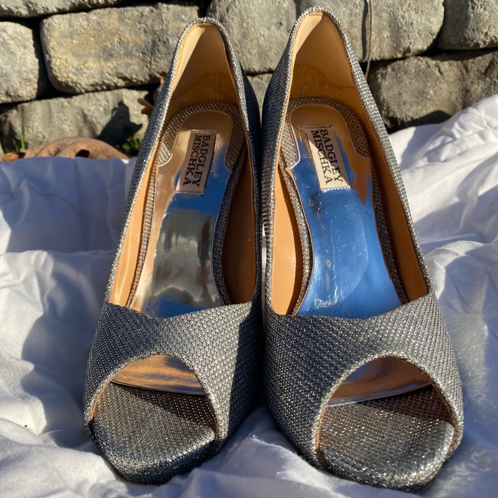 Bagdley Mischka glam silver peep toe heels. Perfect for special occasions!